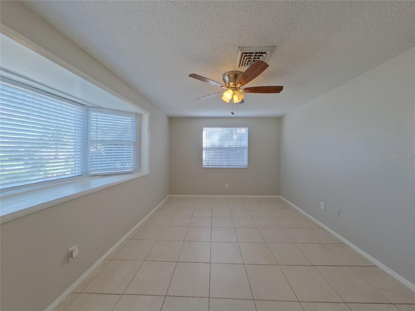 ORANGEWOOD HIGHLANDS - Residential Lease