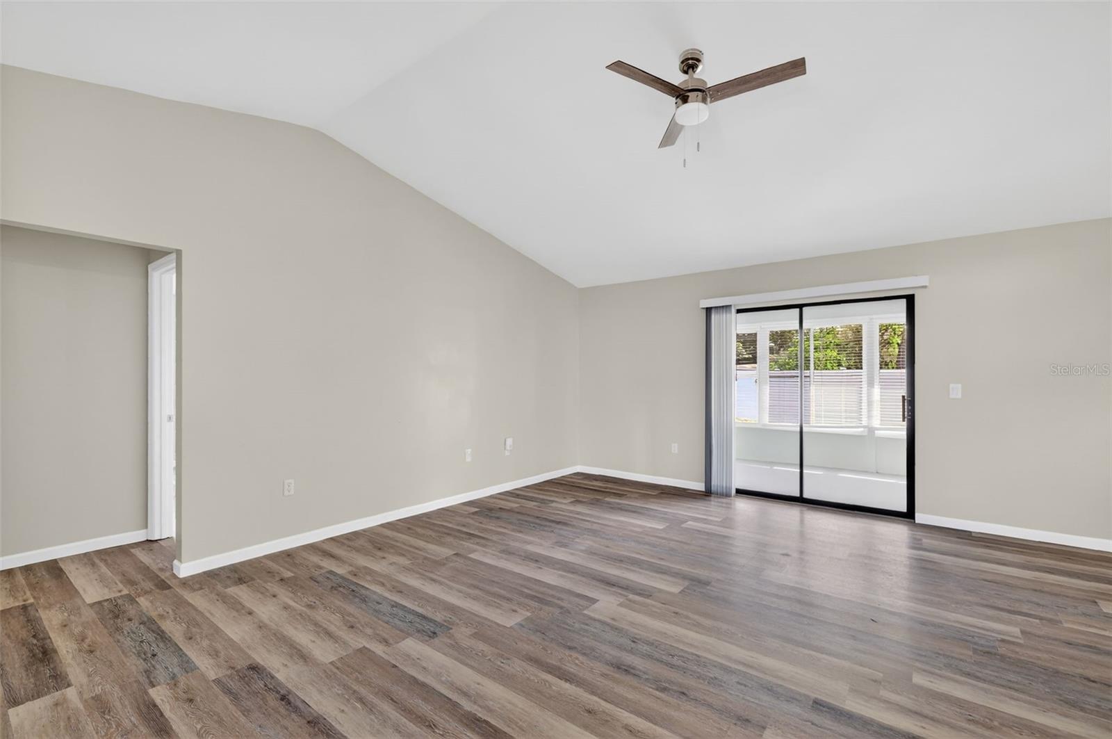 MOUNT DORA HIGHLANDS MOUNT DORA - Residential