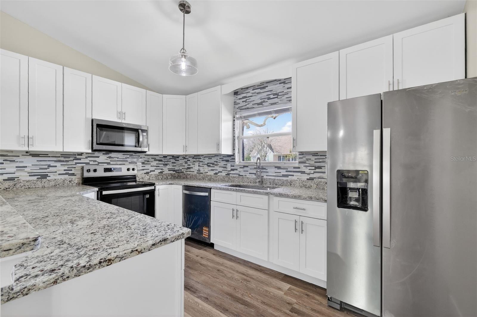 MOUNT DORA HIGHLANDS MOUNT DORA - Residential