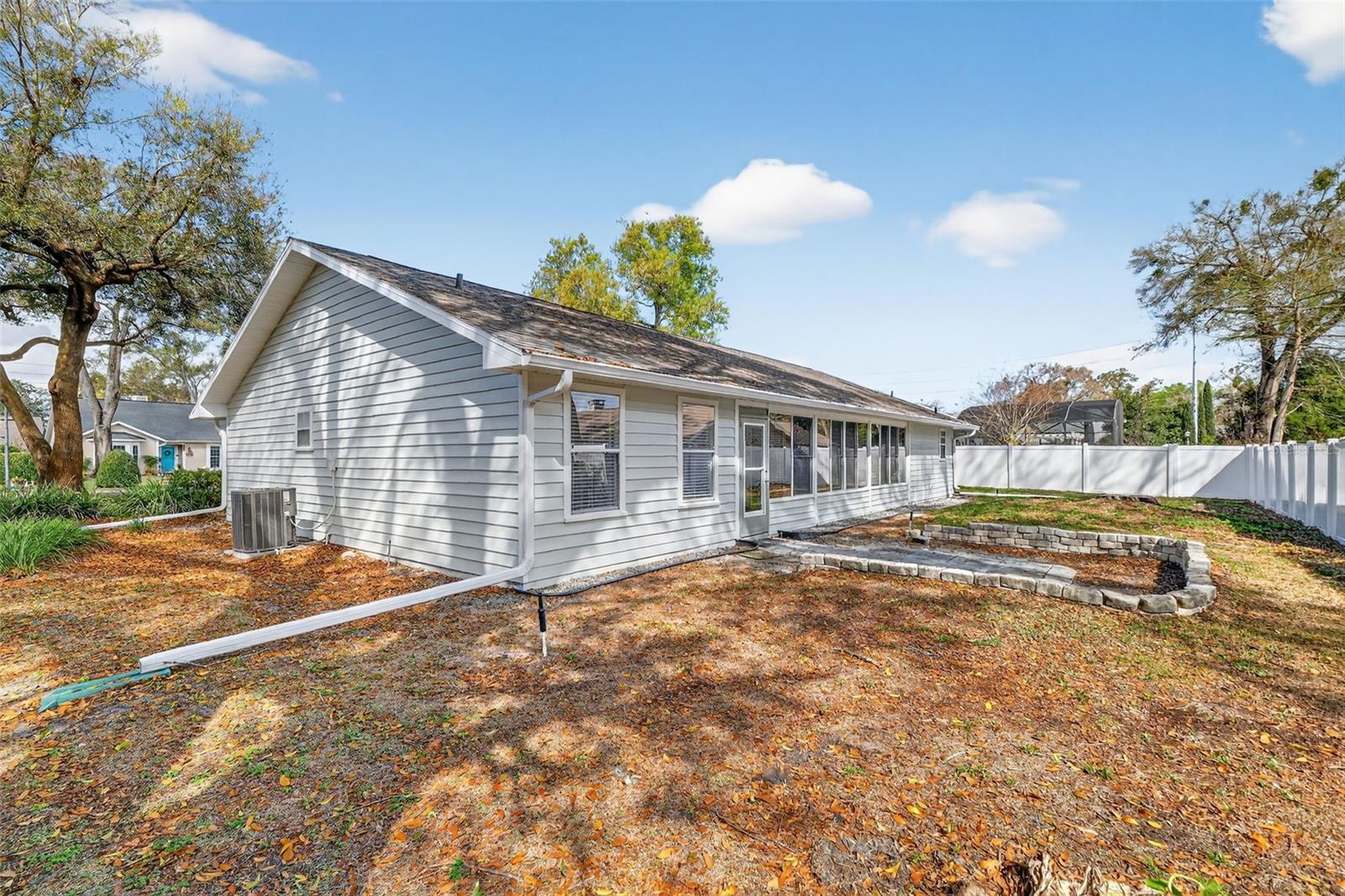 MOUNT DORA HIGHLANDS MOUNT DORA - Residential