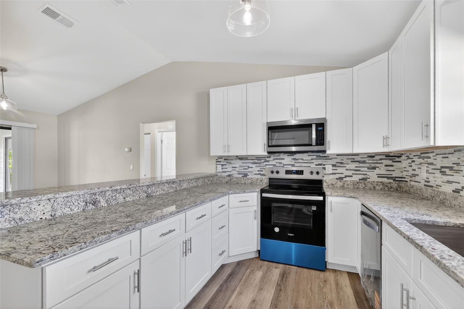 MOUNT DORA HIGHLANDS MOUNT DORA - Residential