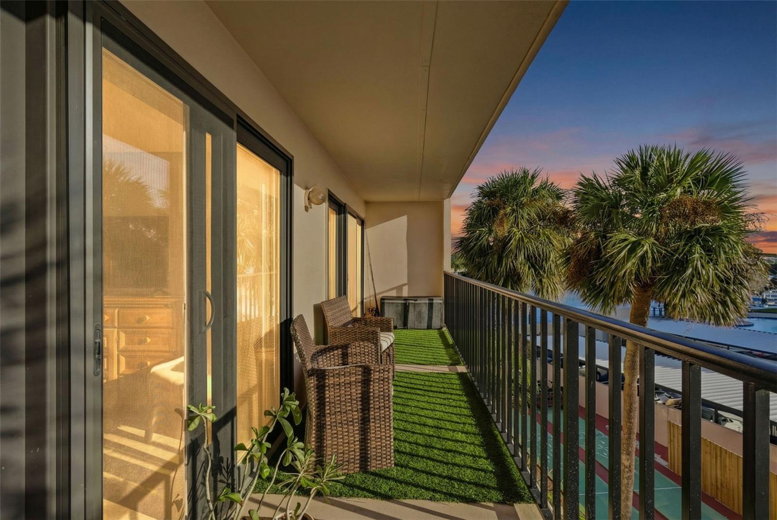 51 ISLAND WAY CONDO - Residential