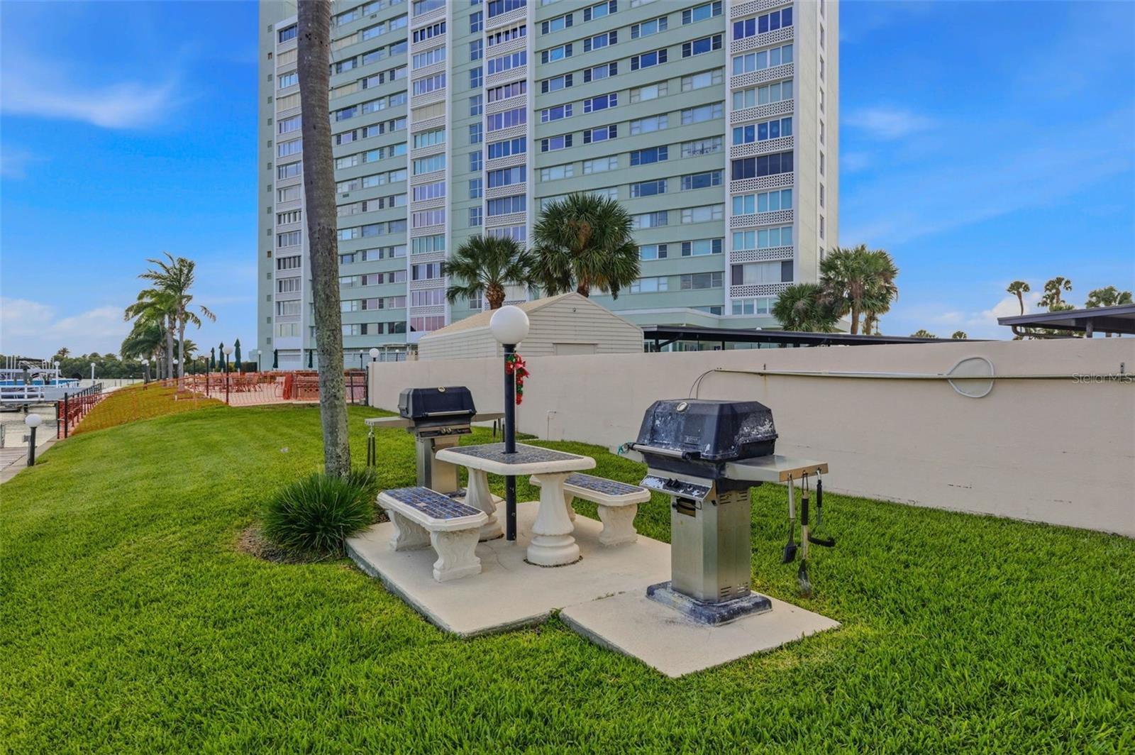 51 ISLAND WAY CONDO - Residential