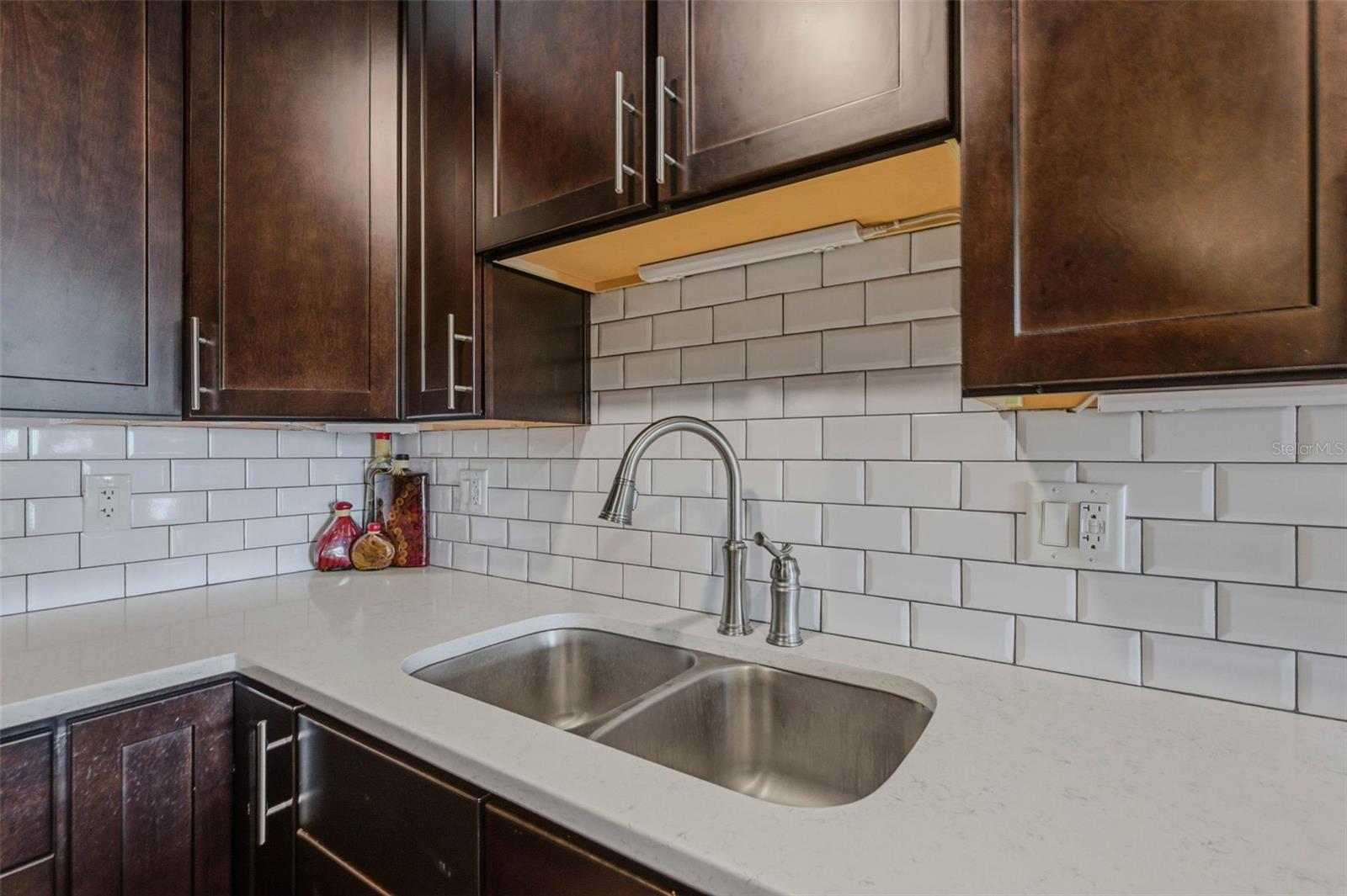 51 ISLAND WAY CONDO - Residential