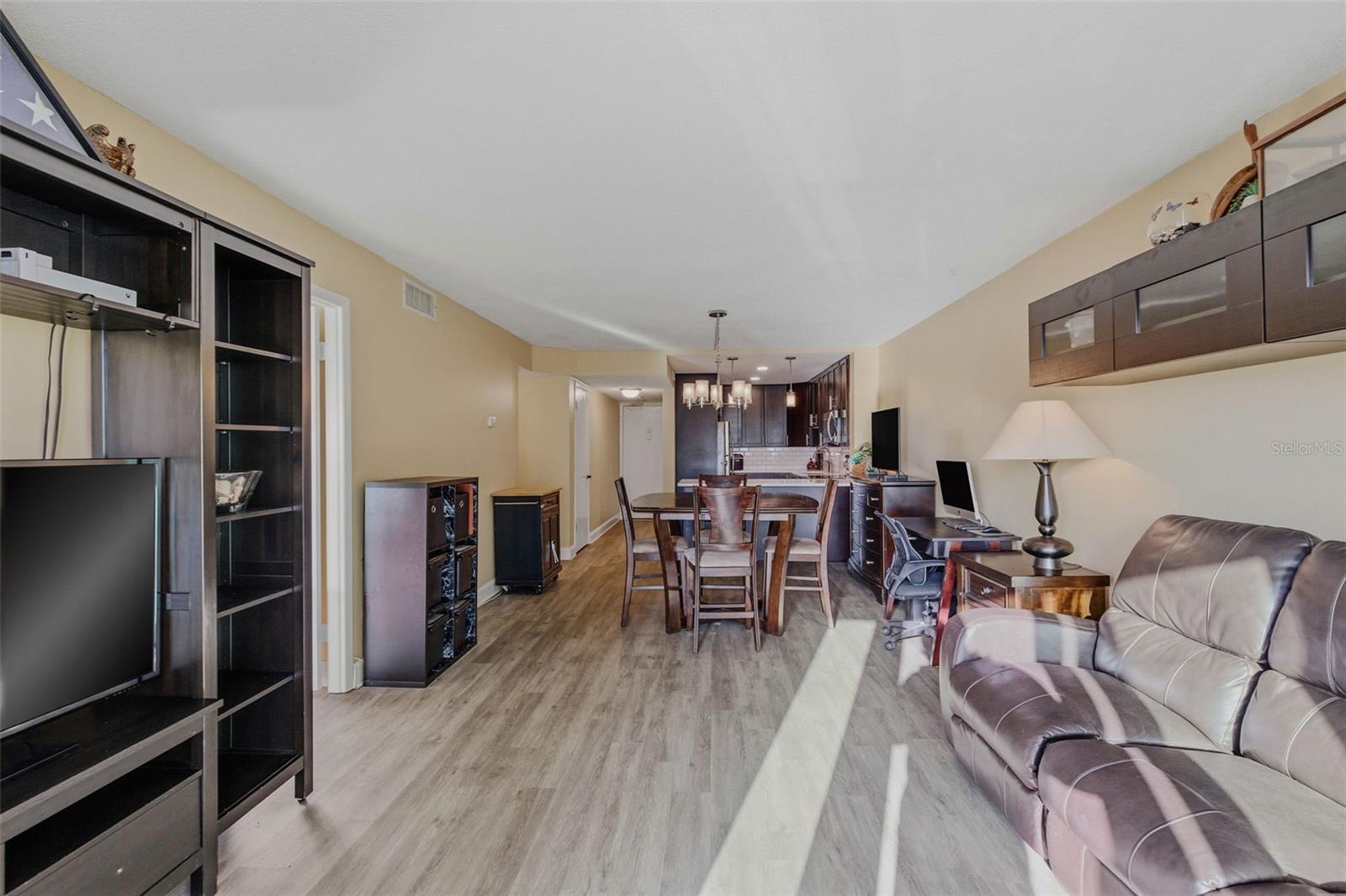 51 ISLAND WAY CONDO - Residential