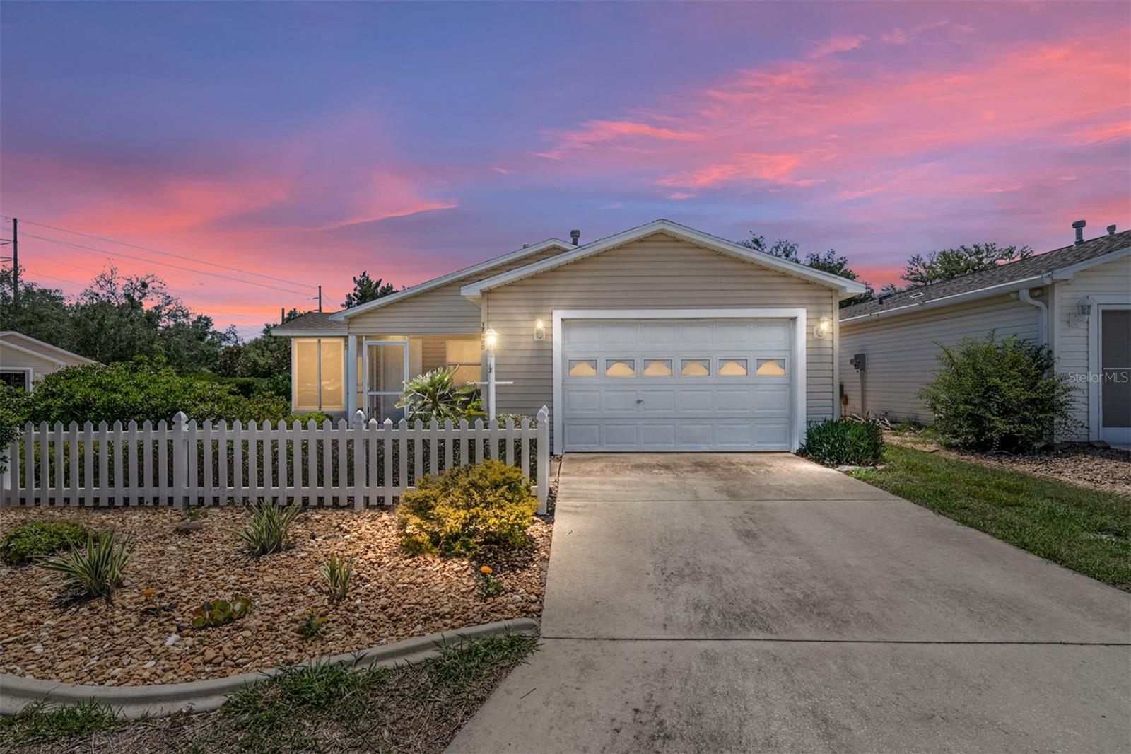 17300 SE 93RD HEYWARD AVENUE