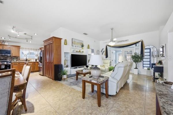 ALAFAYA WOODS PH 06 - Residential