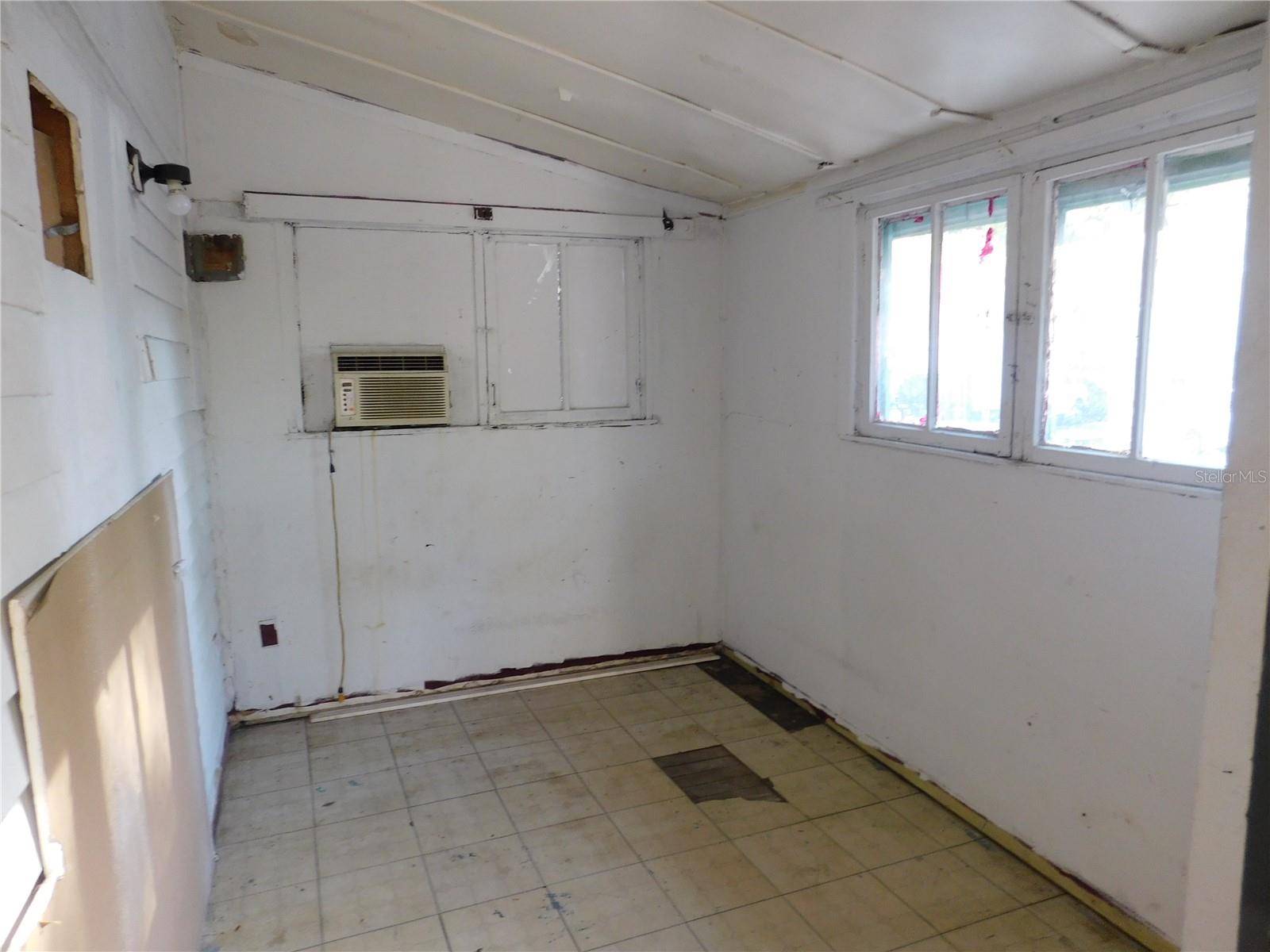 SULPHUR SPGS ADD - Residential