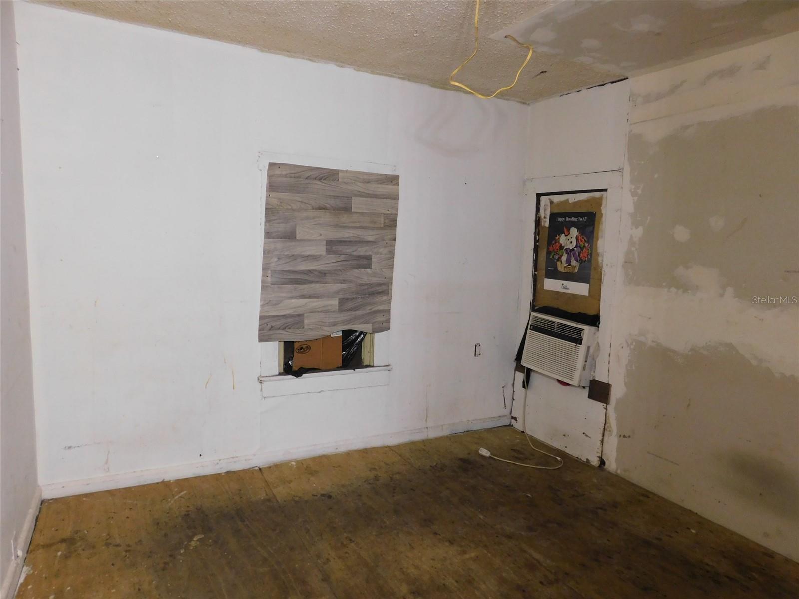 SULPHUR SPGS ADD - Residential