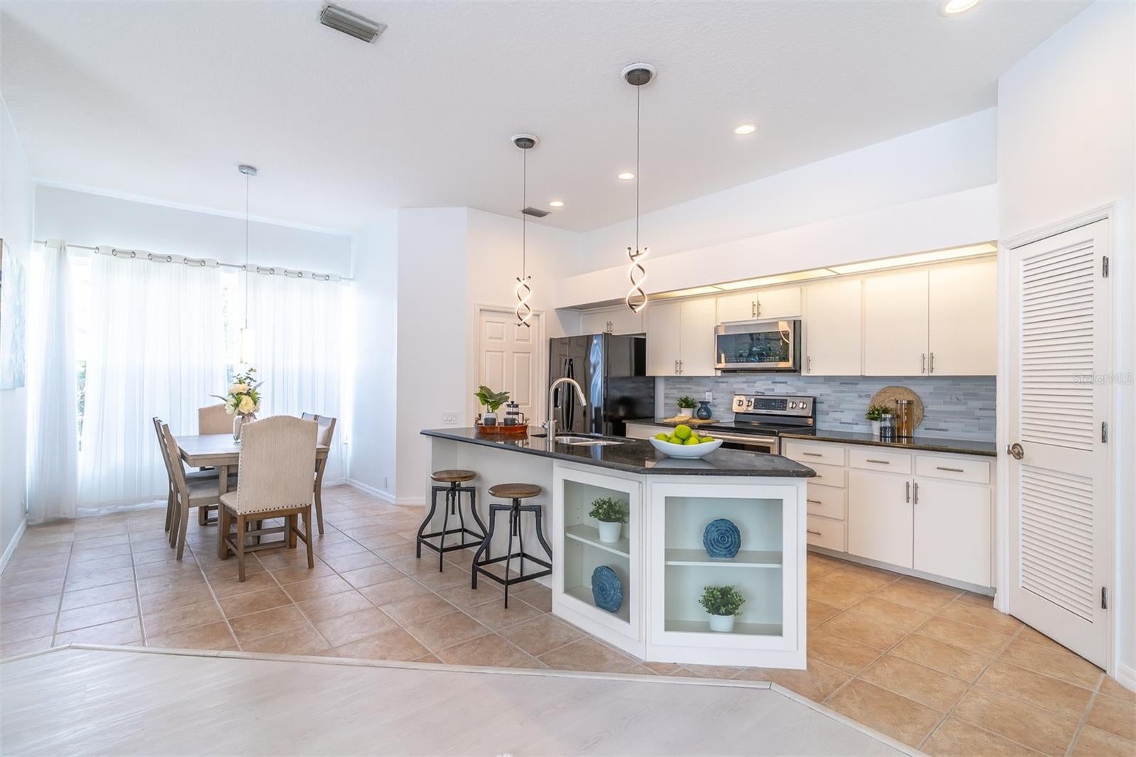 3000 HATTERAS POINT