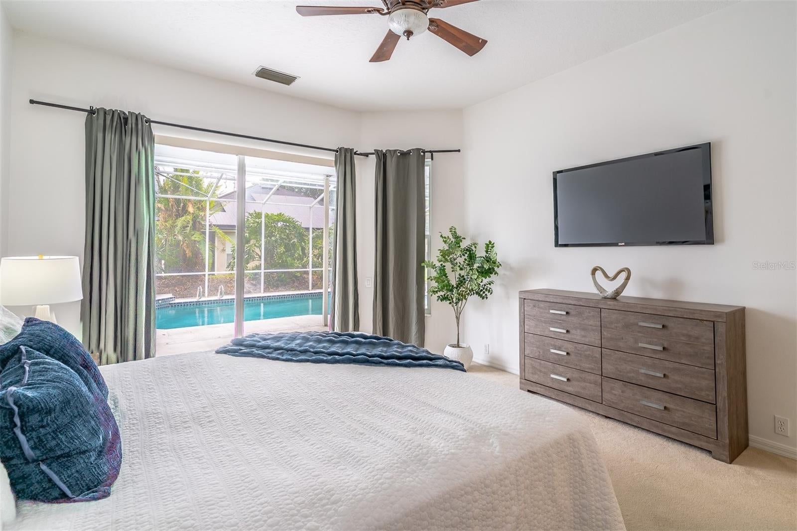 3000 HATTERAS POINT
