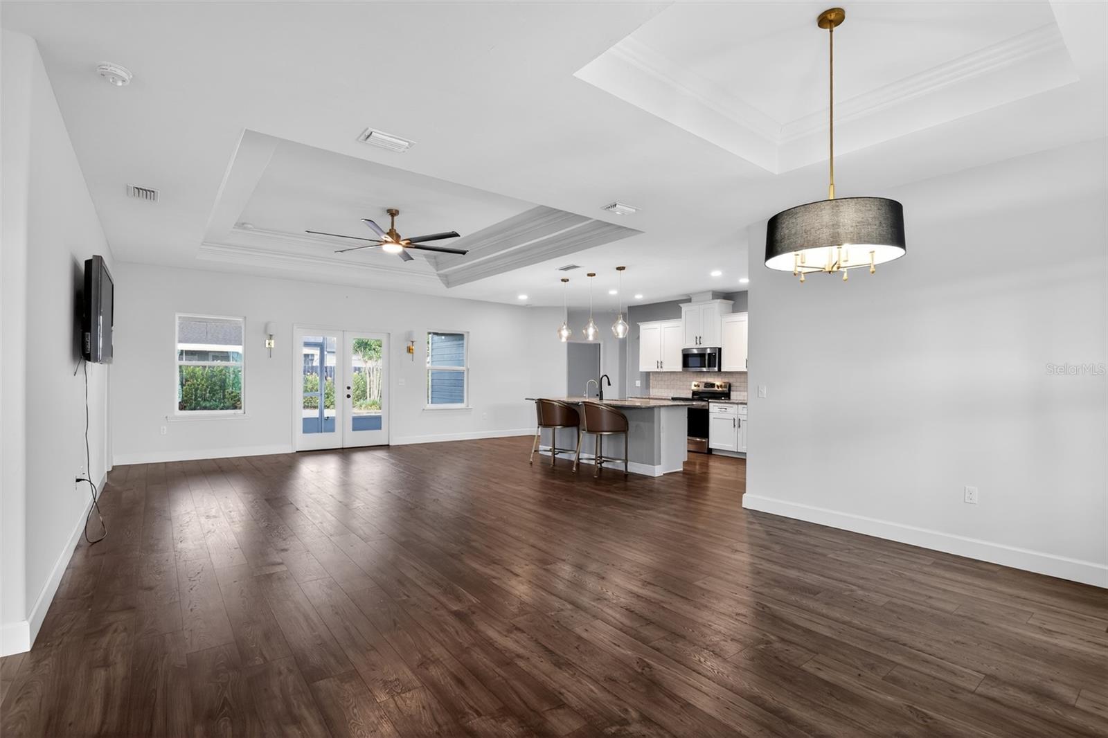 NEWBERRY OAKS - Residential