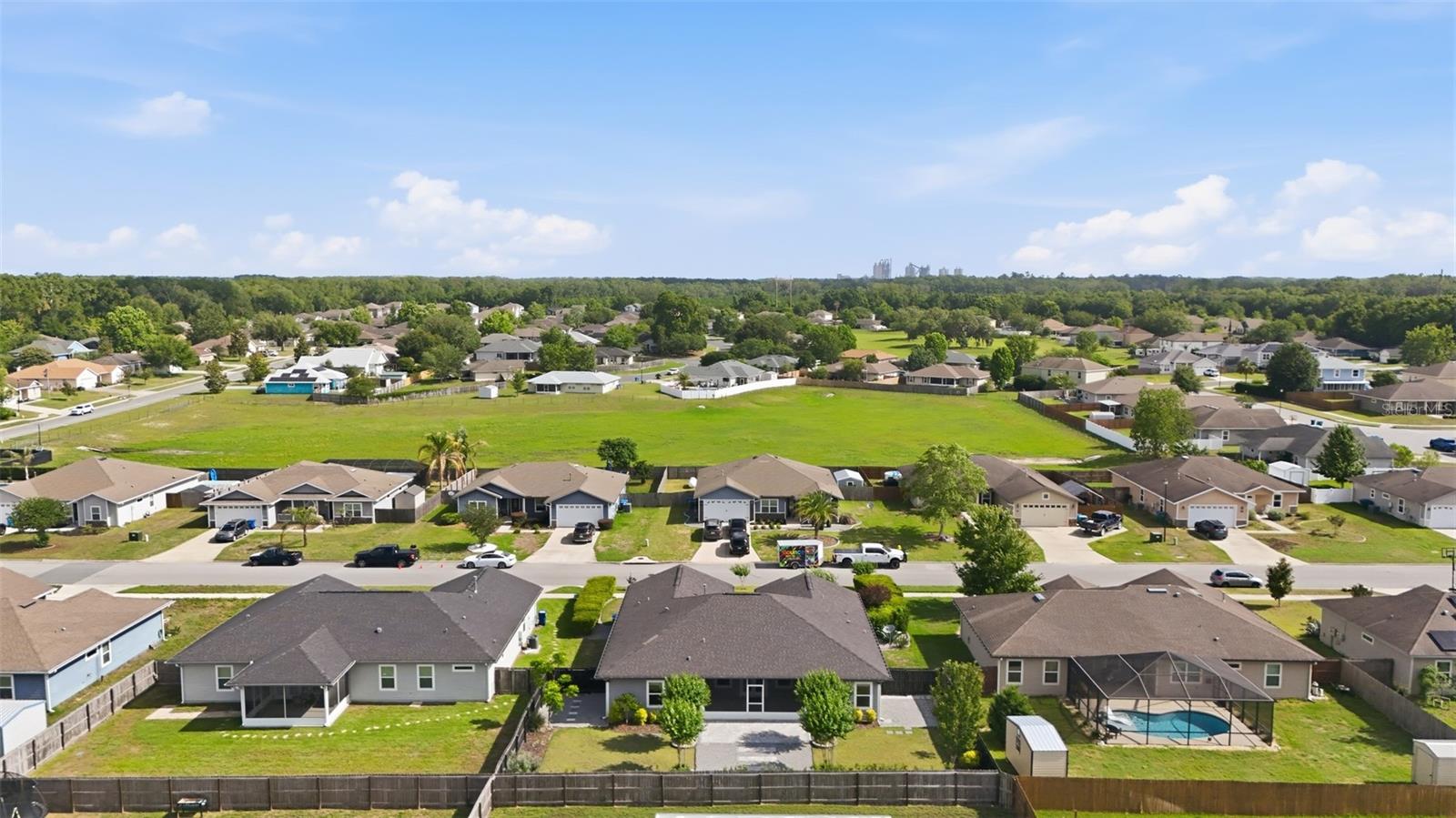 NEWBERRY OAKS - Residential