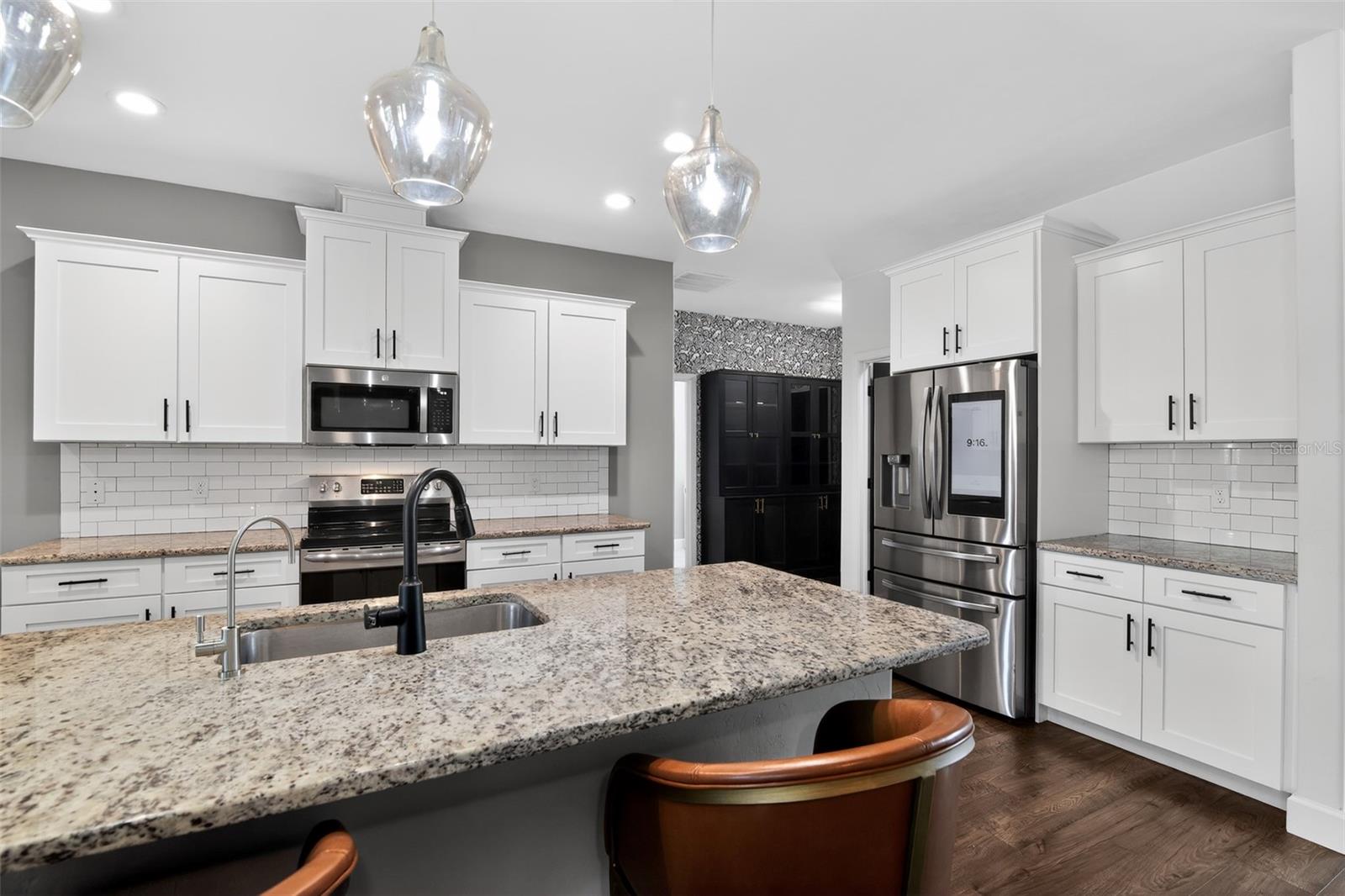 NEWBERRY OAKS - Residential