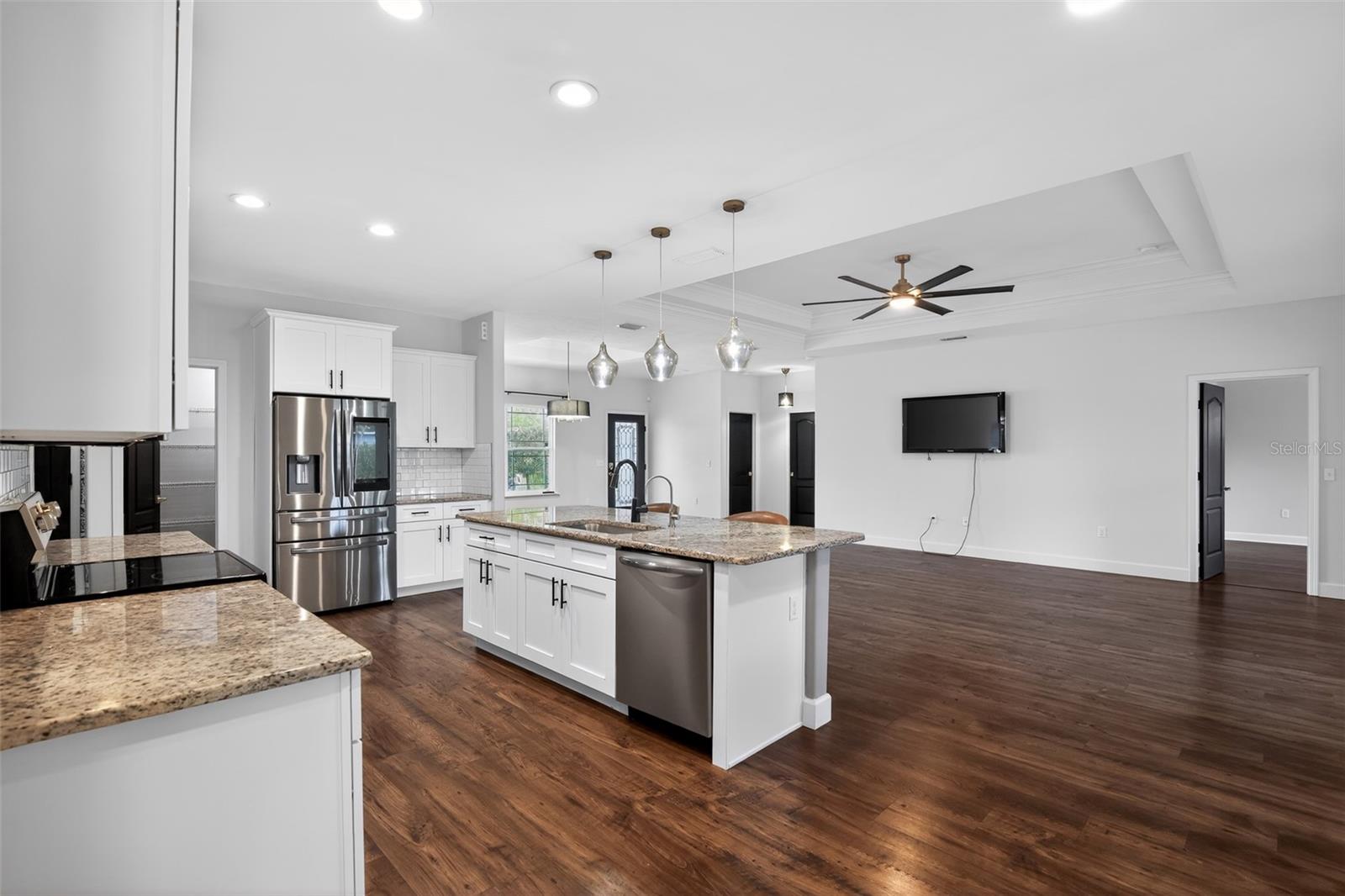 NEWBERRY OAKS - Residential