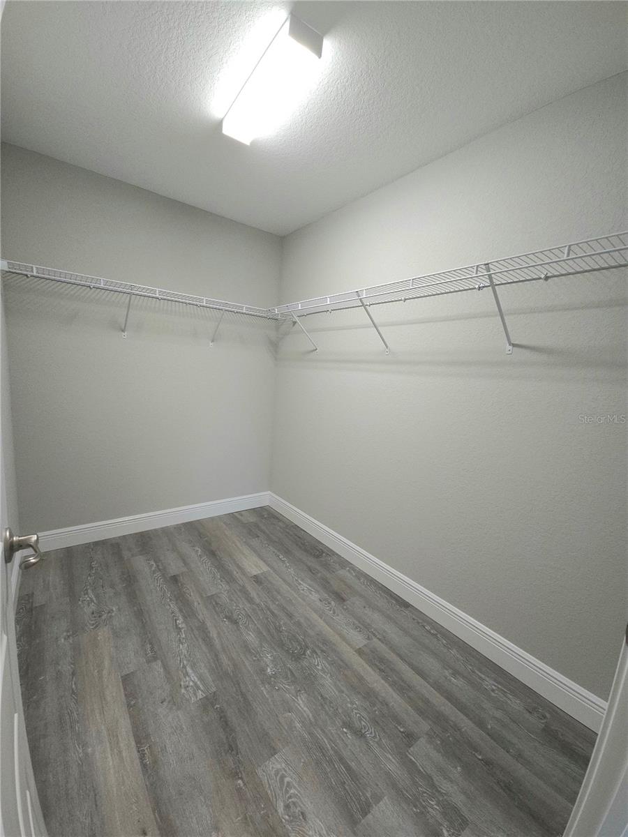 CITRUS SPGS UN 13 - Residential Lease