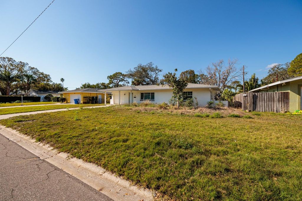 Photo of 4900 Huntington Street NE, St Petersburg, FL 33703 (MLS # TB8348696)