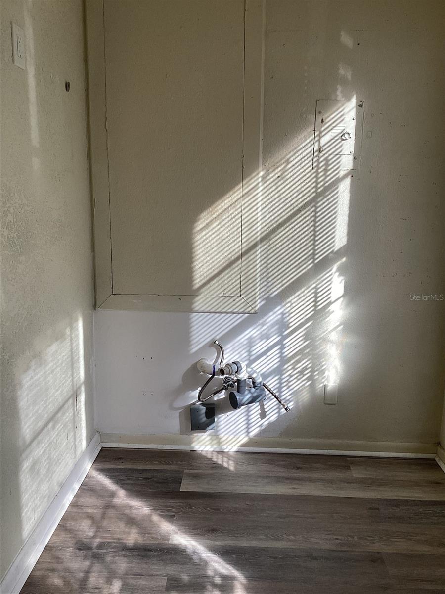 BRITTAIN & WAY RESUB - Commercial Lease