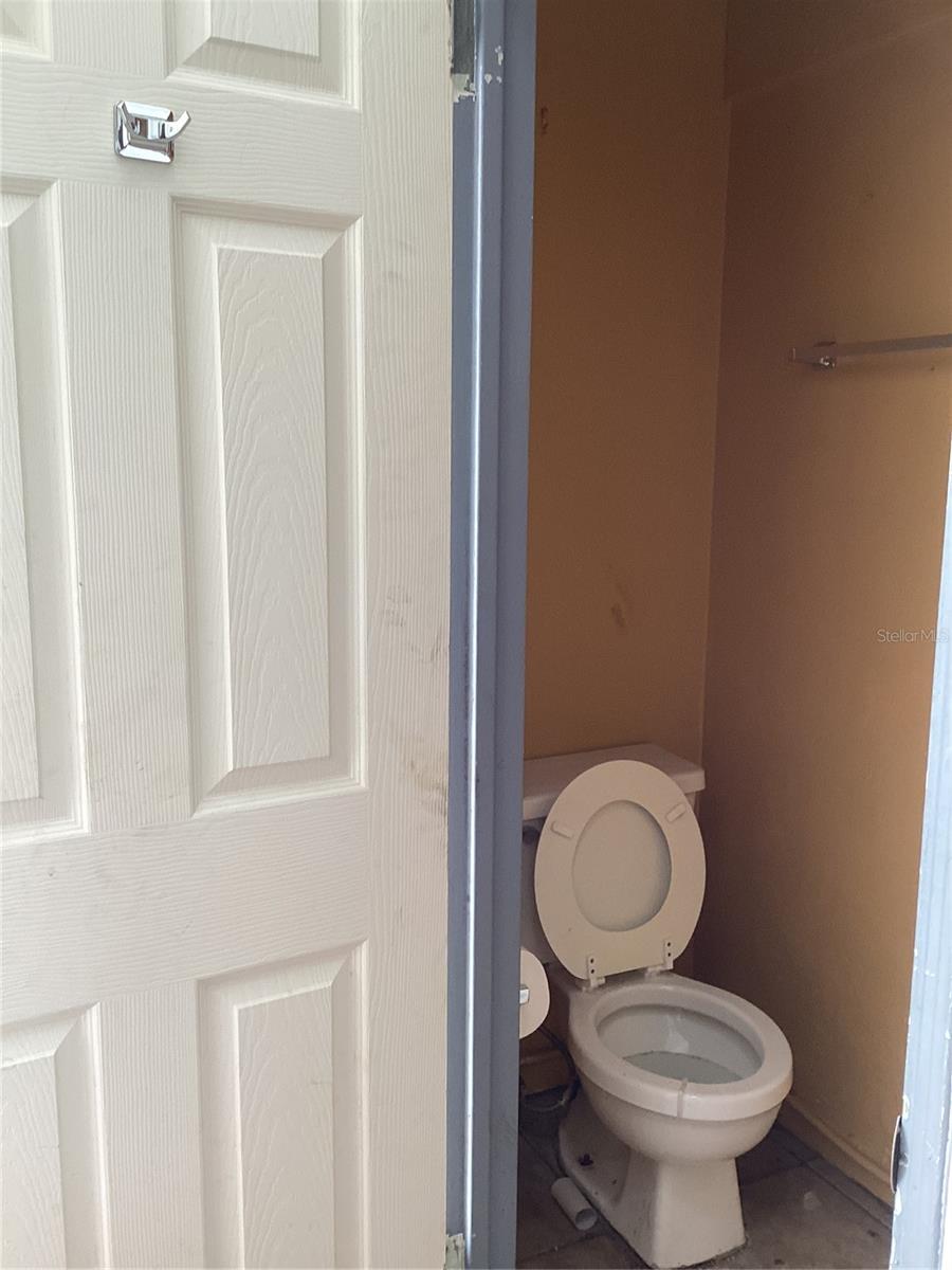 BRITTAIN & WAY RESUB - Commercial Lease