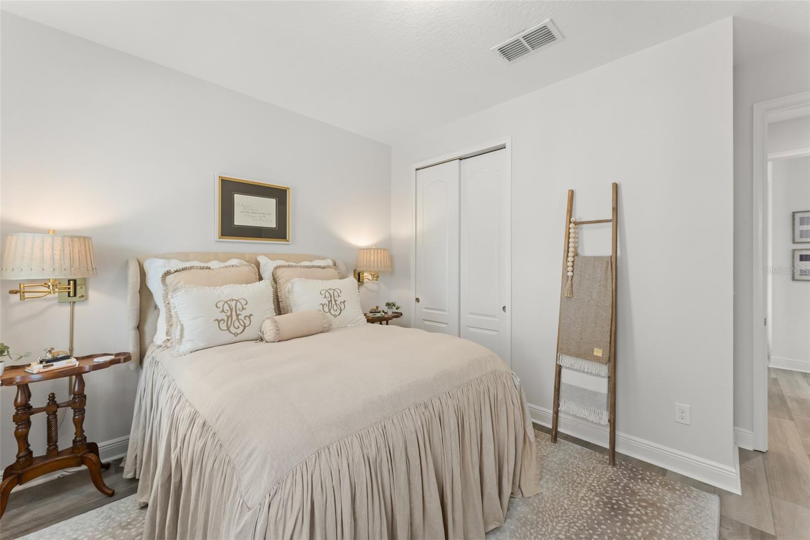 SWEETWATER GOLF & COUNTRY CLUB - Residential