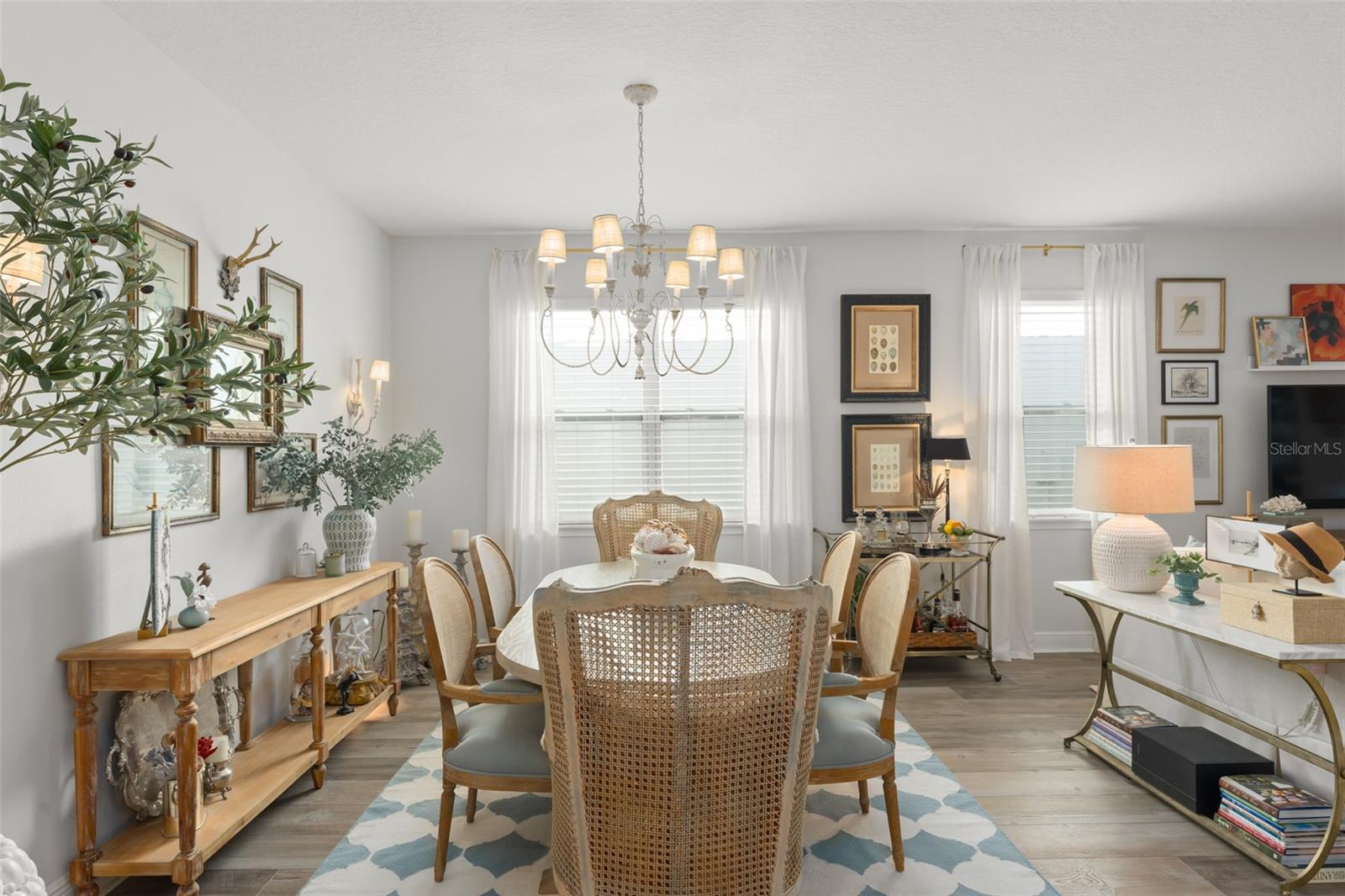 SWEETWATER GOLF & COUNTRY CLUB - Residential