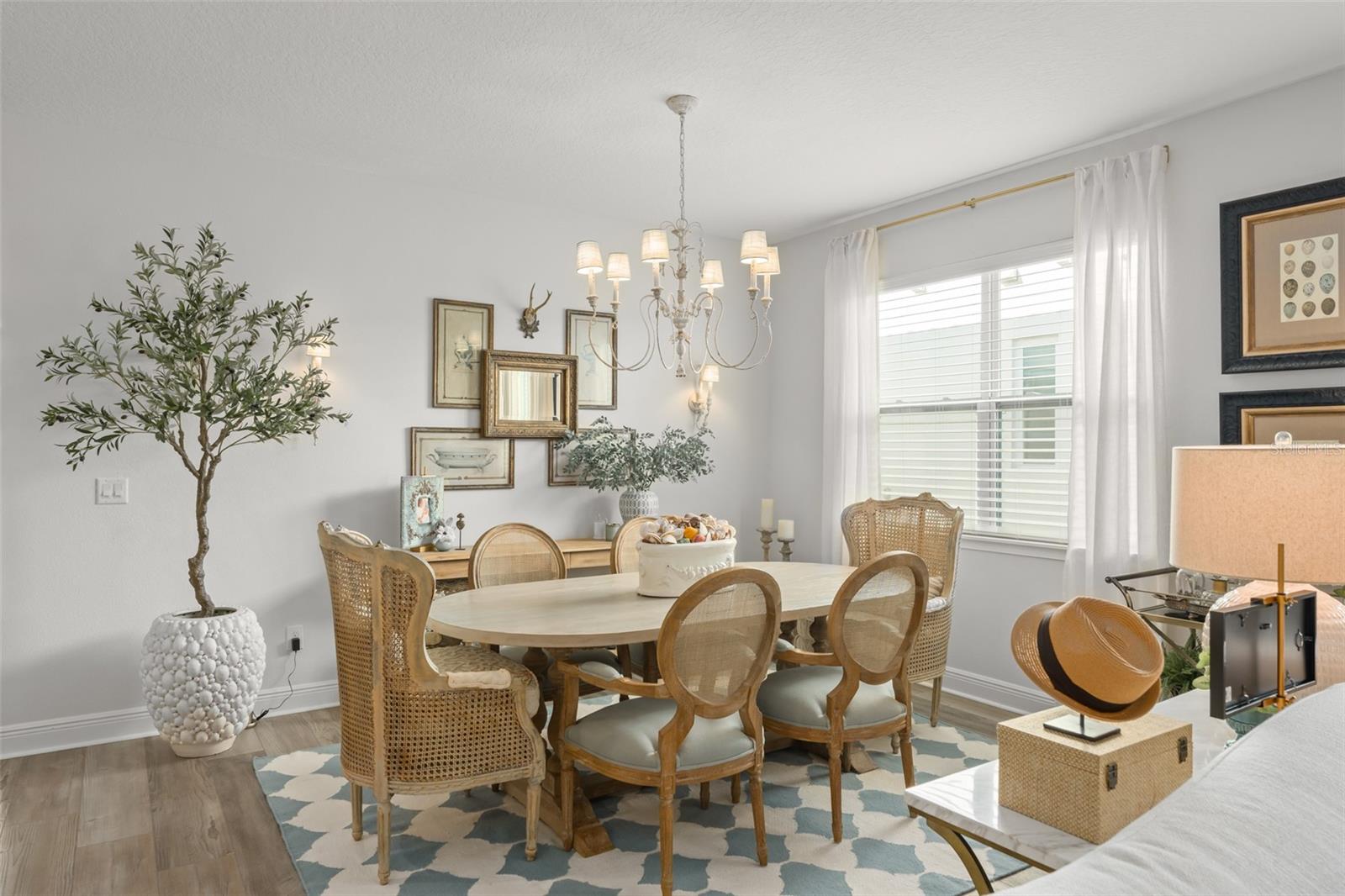 SWEETWATER GOLF & COUNTRY CLUB - Residential