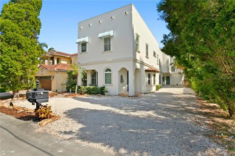 Photo of 2936 W Knights Avenue #B, Tampa, FL 33611 (MLS # TB8472765)