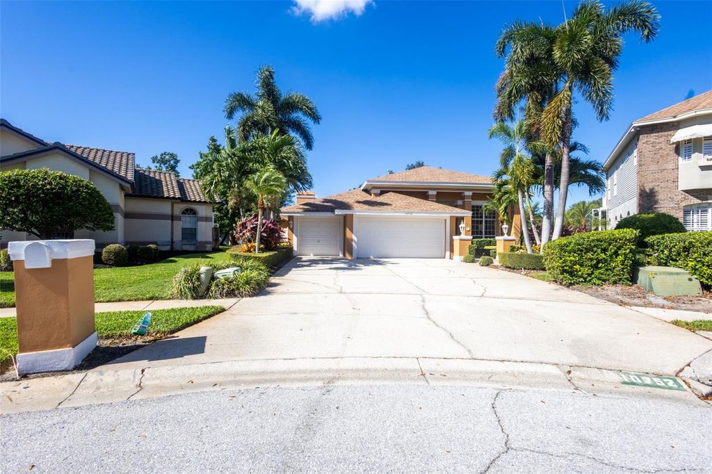 Photo of 10752 Chapman Court, Seminole, FL 33777 (MLS # TB8428946)
