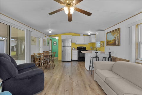 Tiny photo for 622 Cottage Park Lane, Leesburg, FL 34748 (MLS # OM733286)