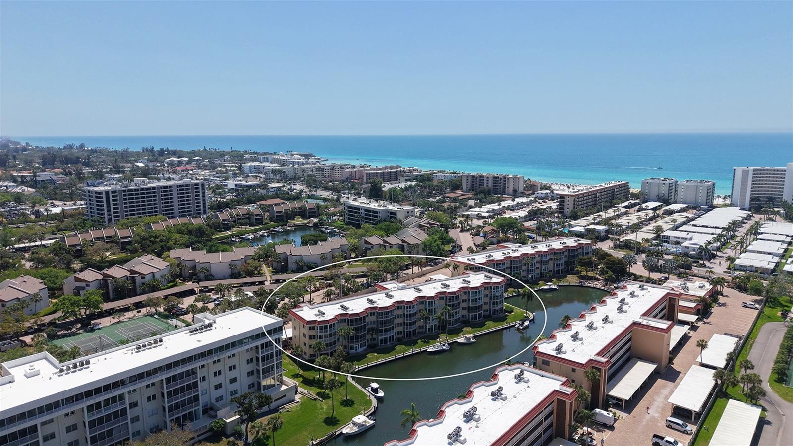 SIESTA HARBOR - Residential