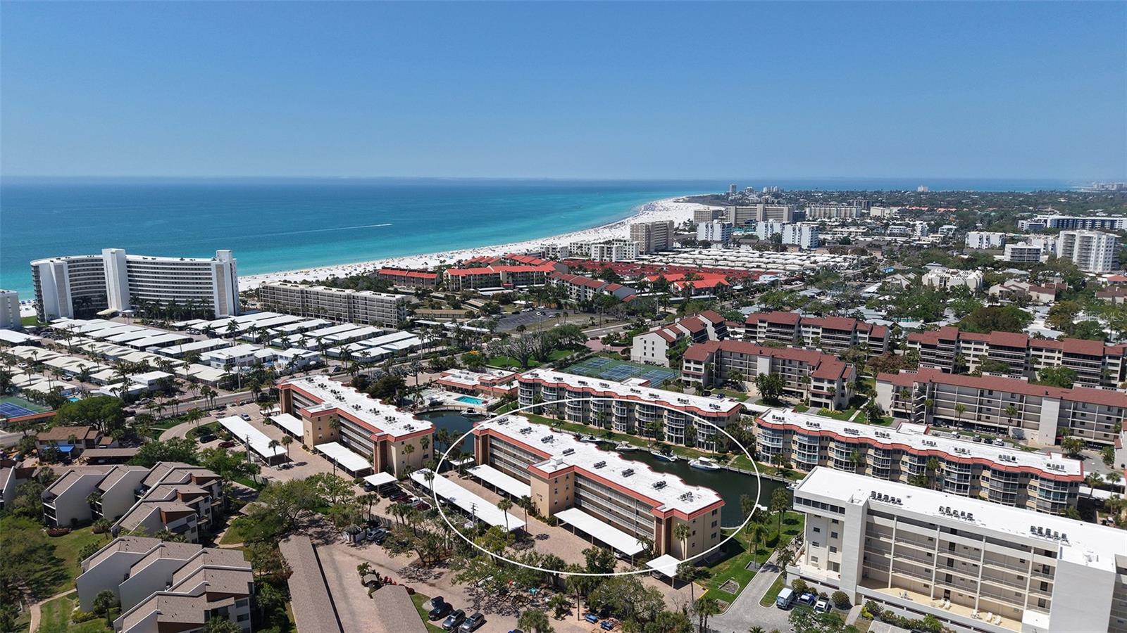 SIESTA HARBOR - Residential