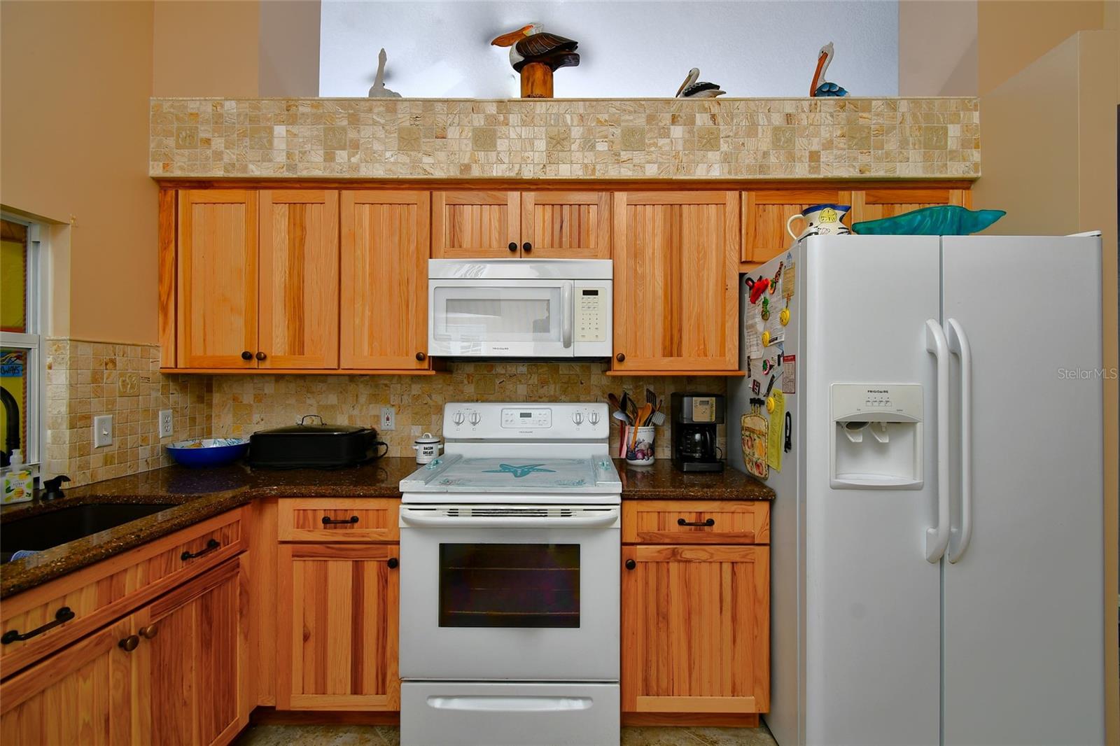 KING TARPON LAND CONDO - Residential