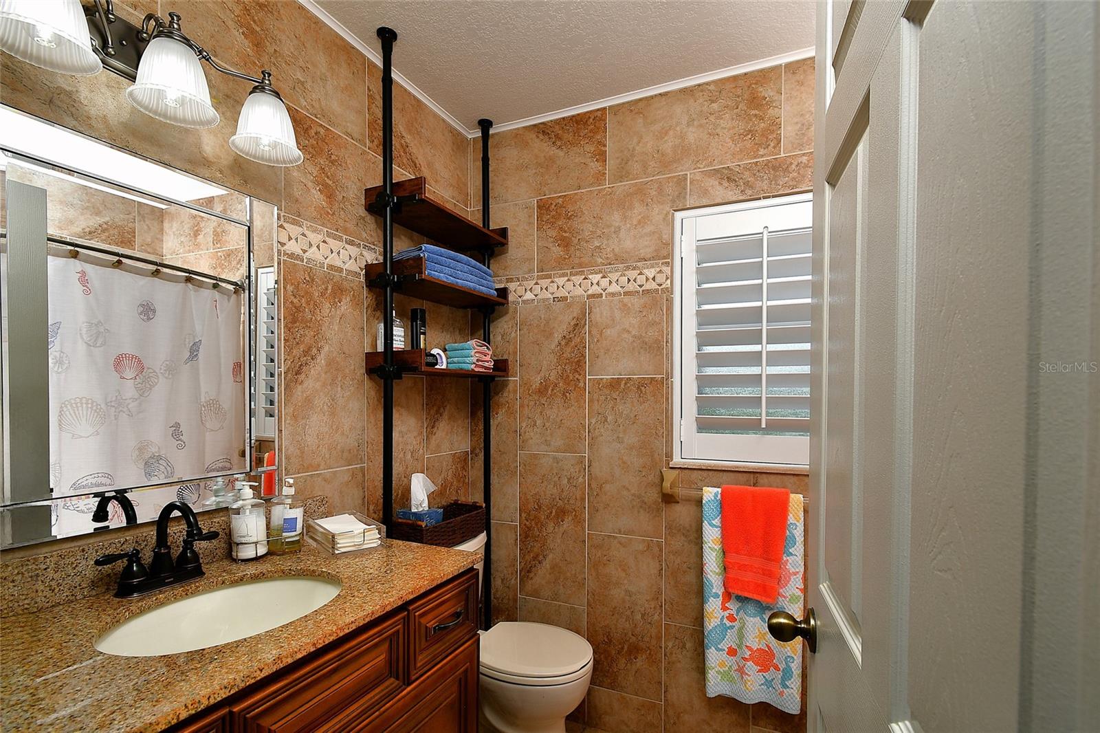 KING TARPON LAND CONDO - Residential