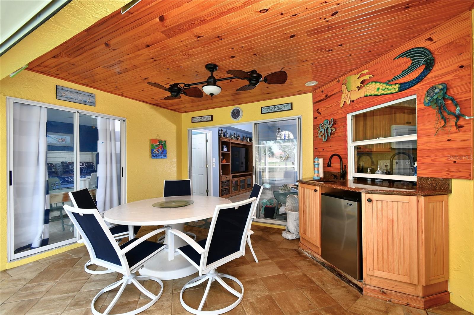 KING TARPON LAND CONDO - Residential