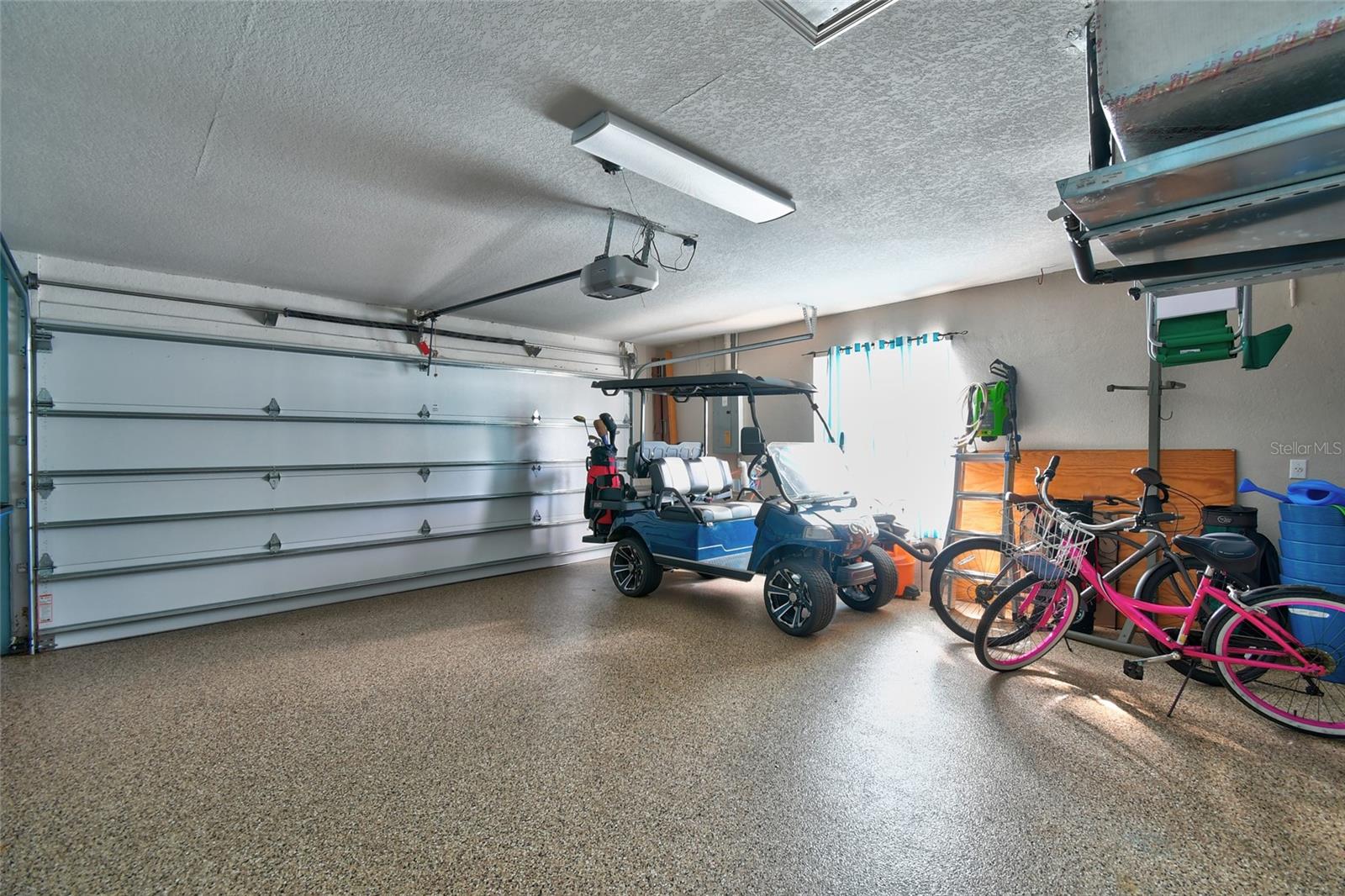 KING TARPON LAND CONDO - Residential