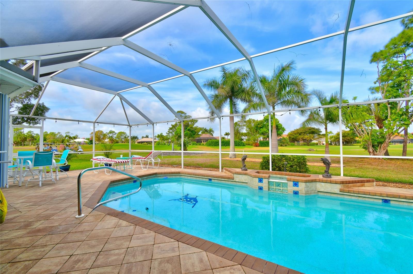 KING TARPON LAND CONDO - Residential