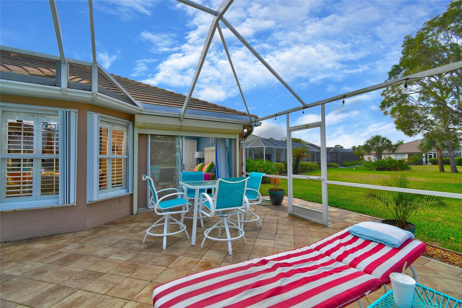 KING TARPON LAND CONDO - Residential