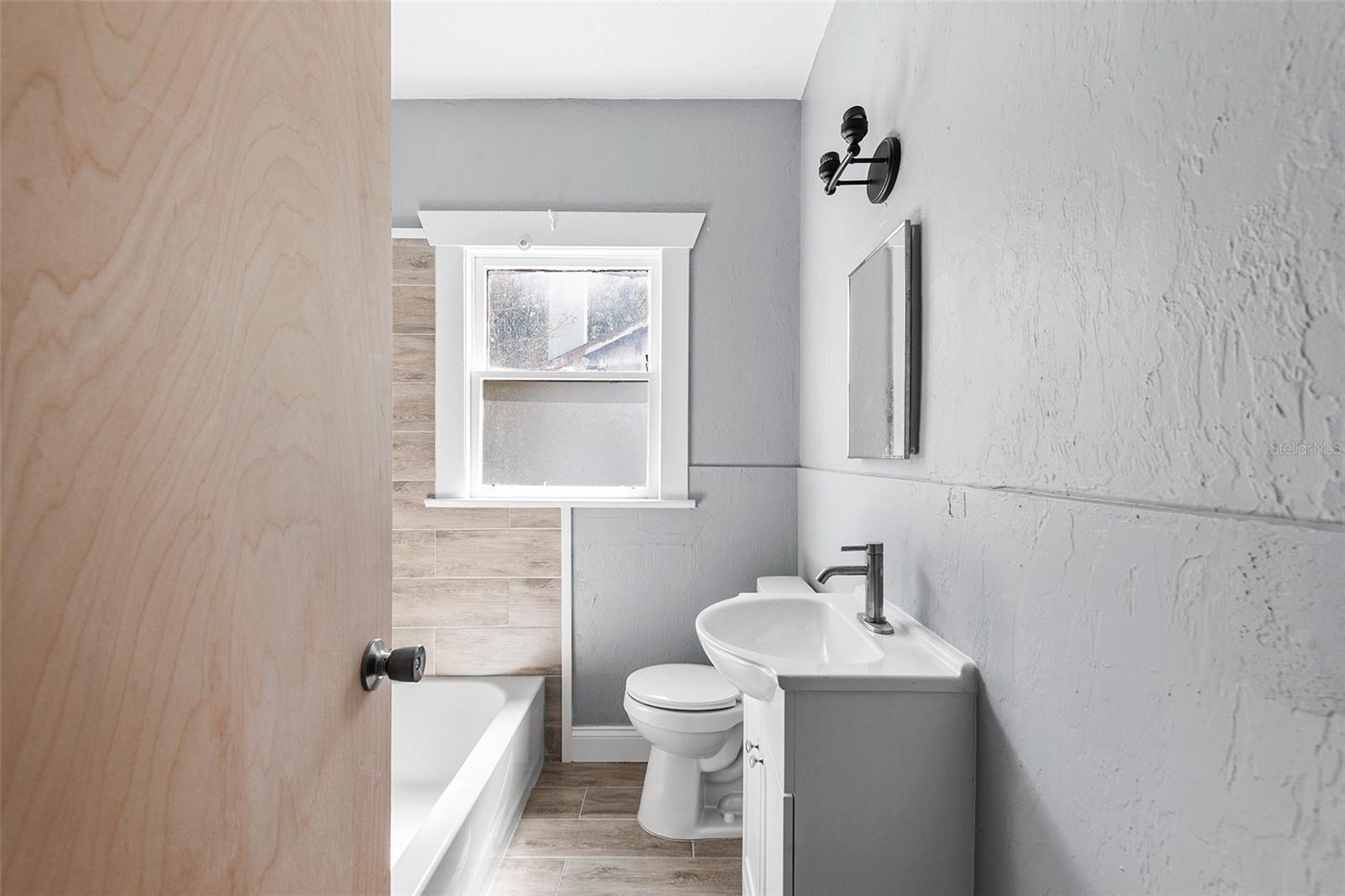 FARRAR A H - Residential Income