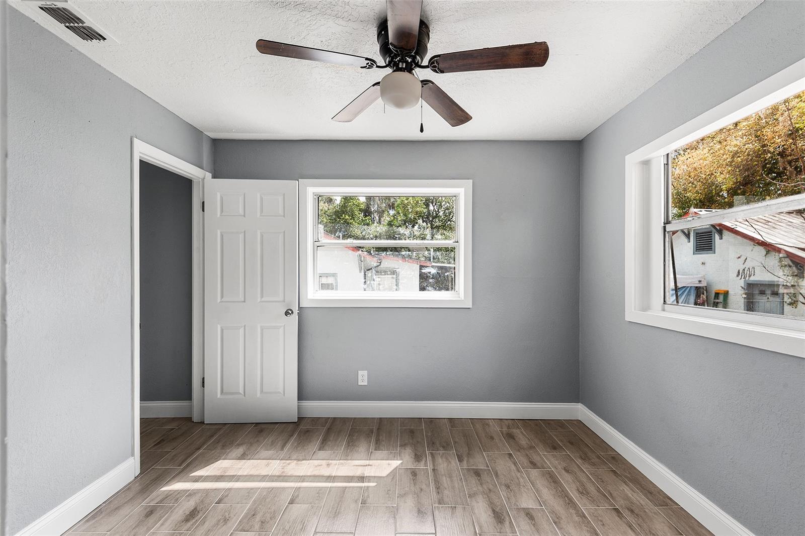 FARRAR A H - Residential Income