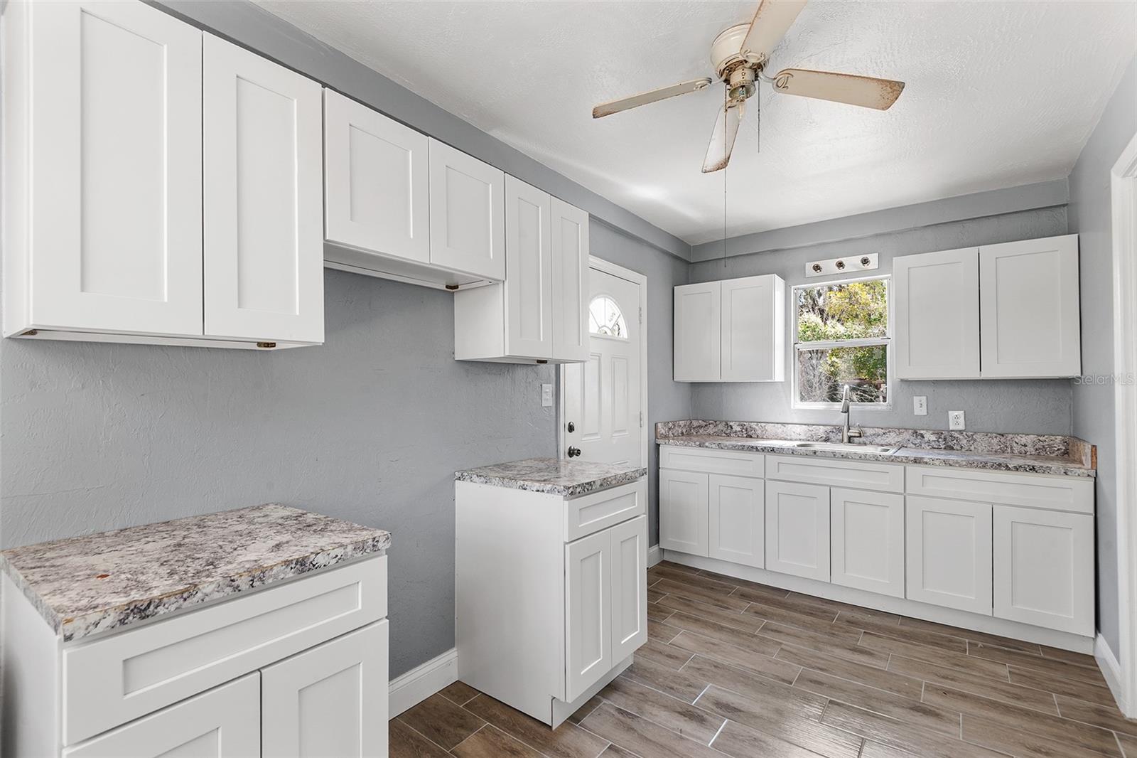 FARRAR A H - Residential Income