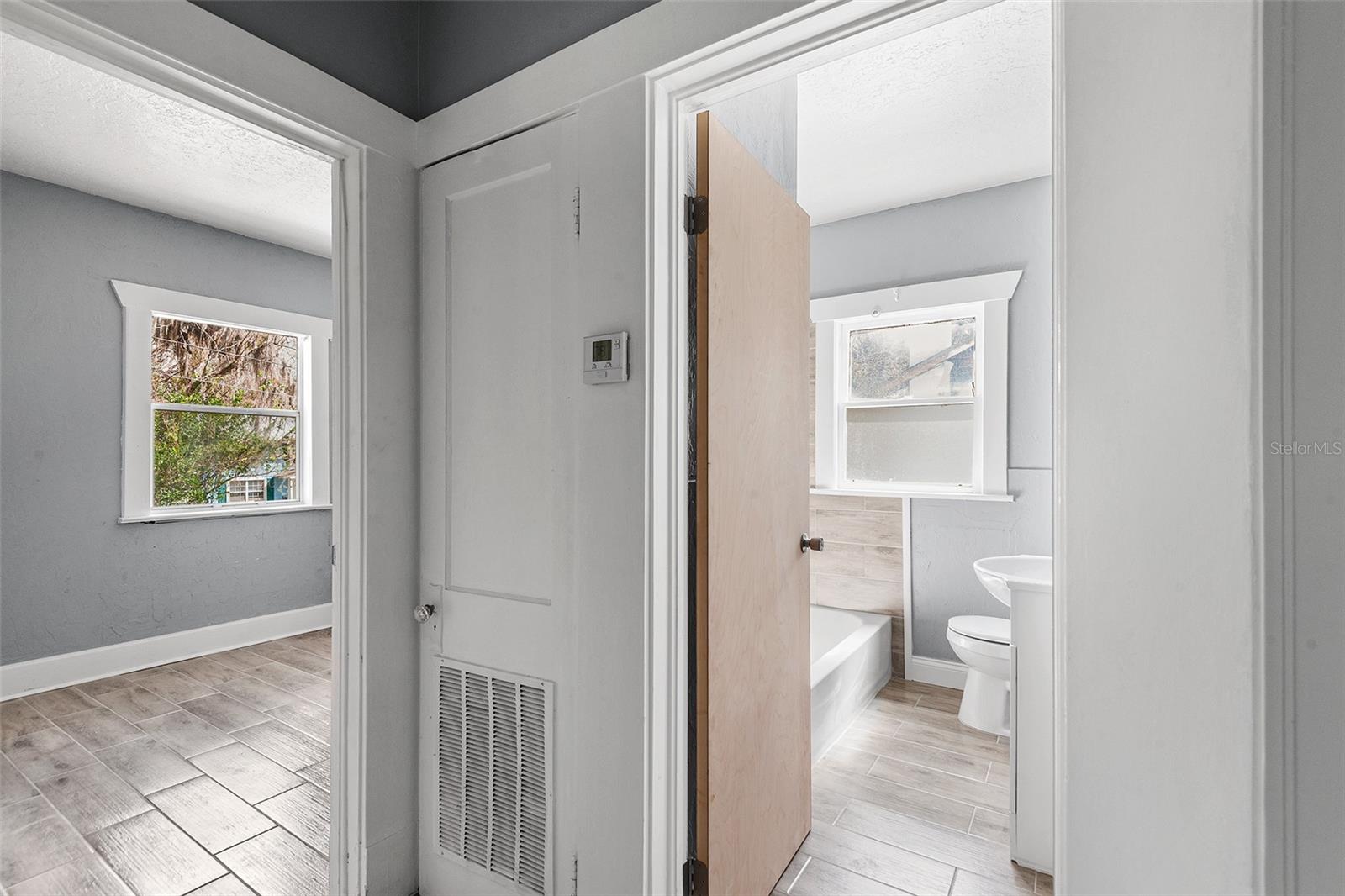 FARRAR A H - Residential Income