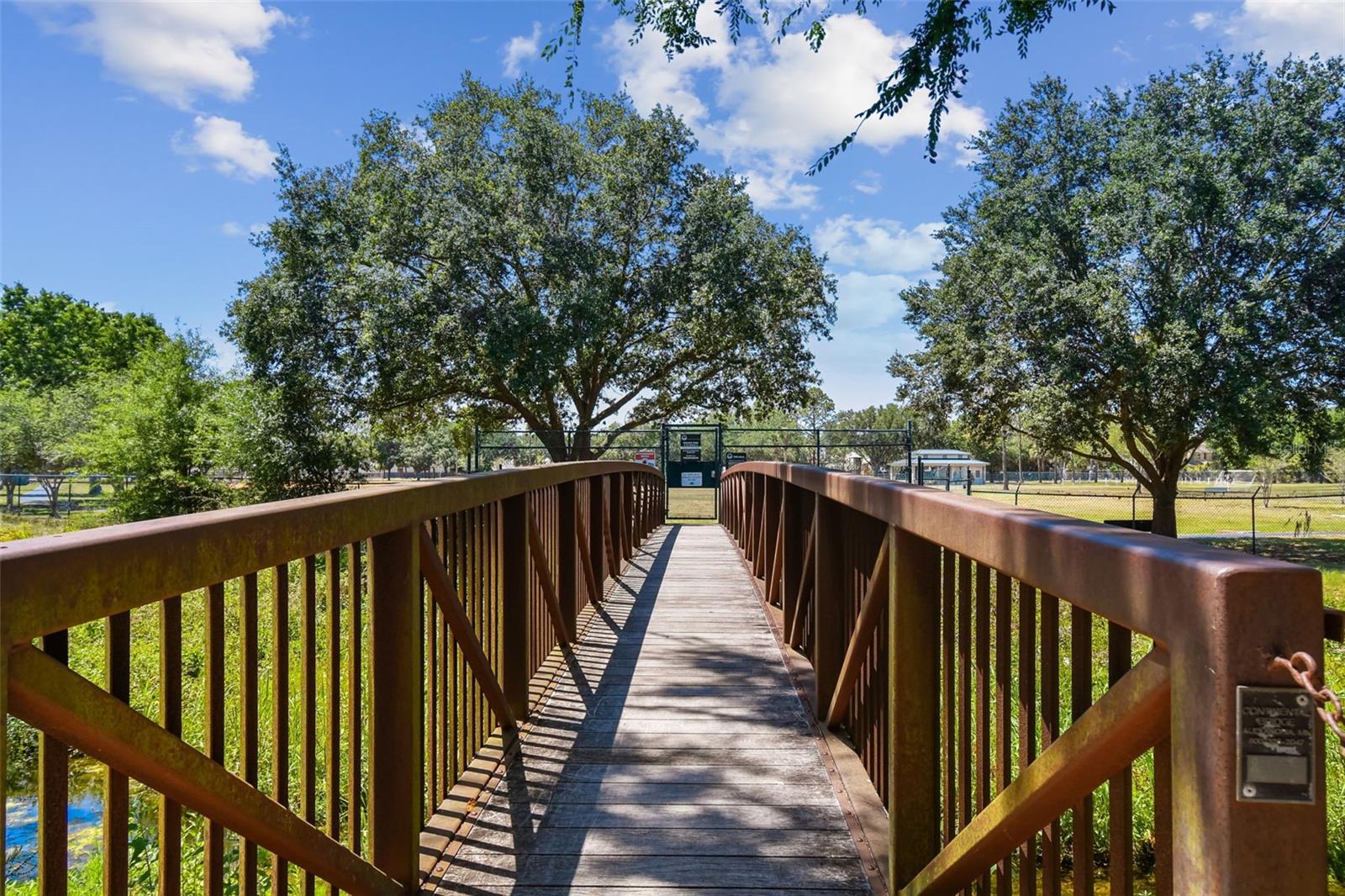 CARROLLWOOD SUB UNIT 1 - Residential