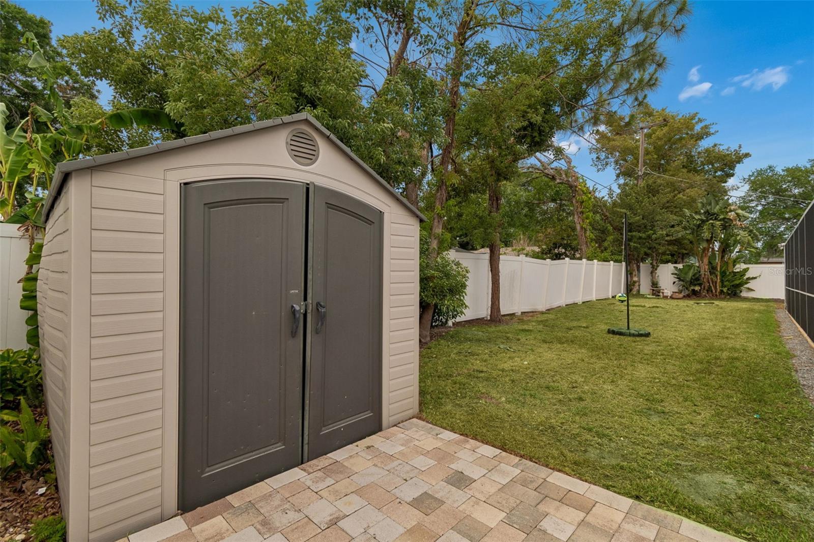 CARROLLWOOD SUB UNIT 1 - Residential