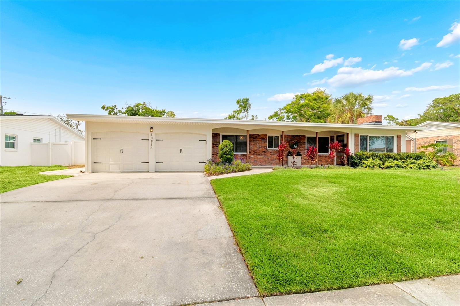 CARROLLWOOD SUB UNIT 1 - Residential