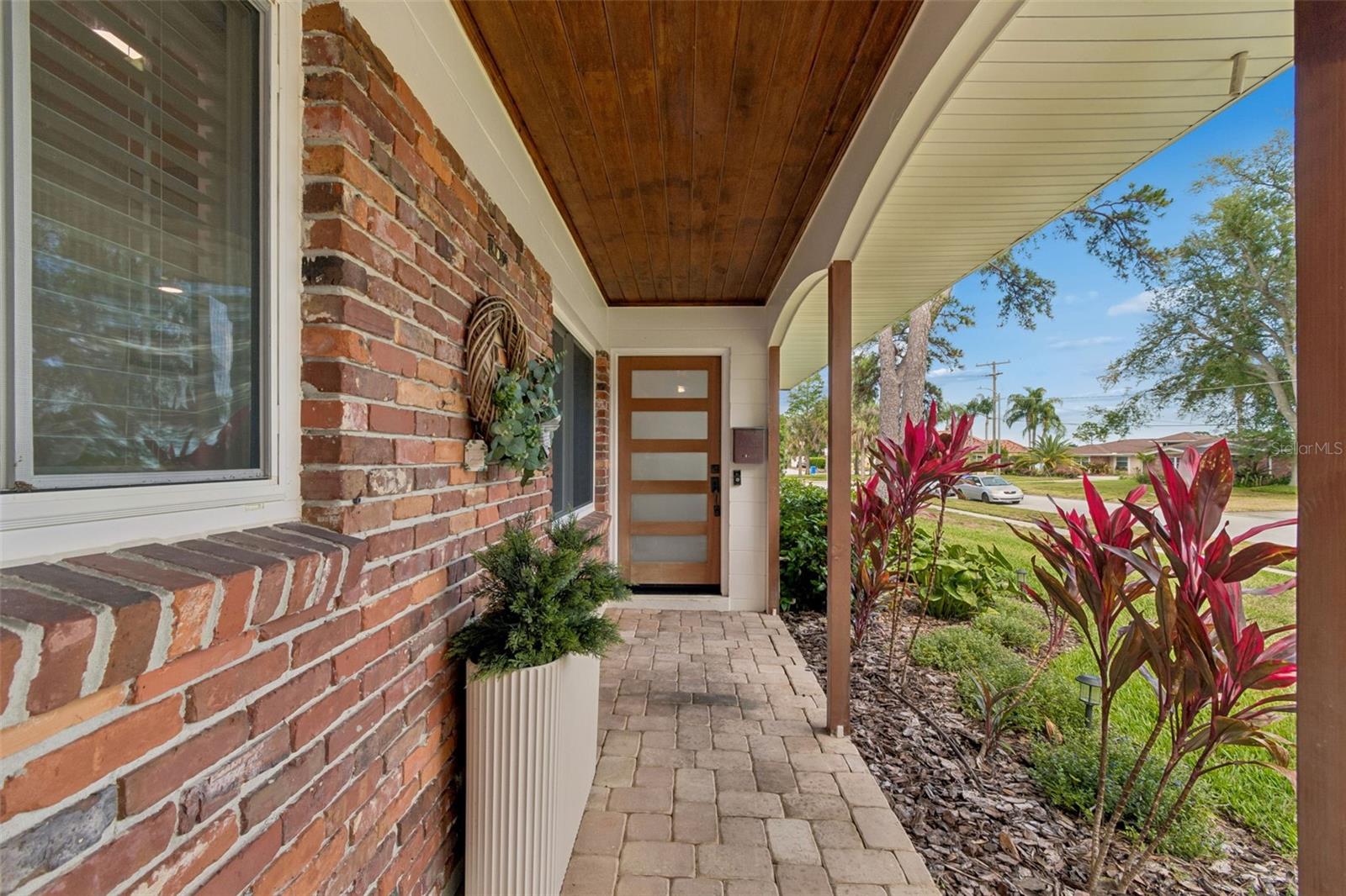 10916 CARROLLWOOD DRIVE