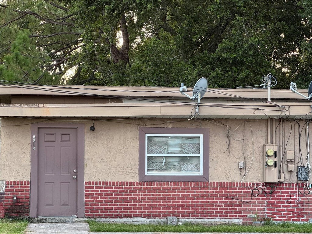 Photo of 5514 S Rio Grande Avenue, Orlando, FL 32839 (MLS # O6450750)