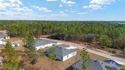 A home in DUNNELLON