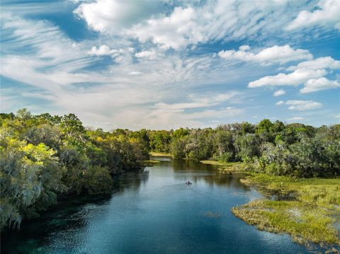 A home in DUNNELLON