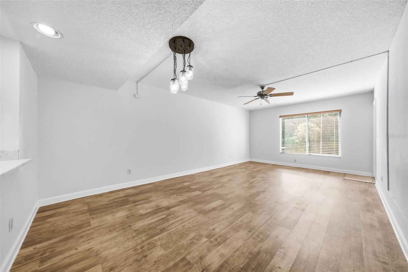 13604 S VILLAGE DRIVE 2210