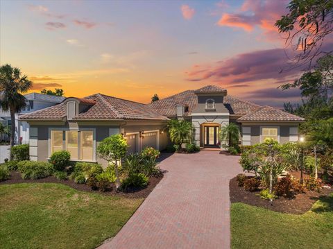 72 GRANDE FAIRWAY ENGLEWOOD FL 34223